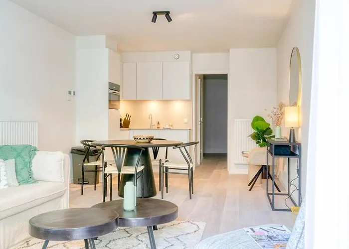 Cozy 5-person Near The In *