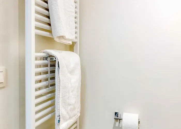 Cozy 5-person Near The In 奥斯滕德