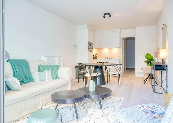 公寓 Cozy 5-person Near The In